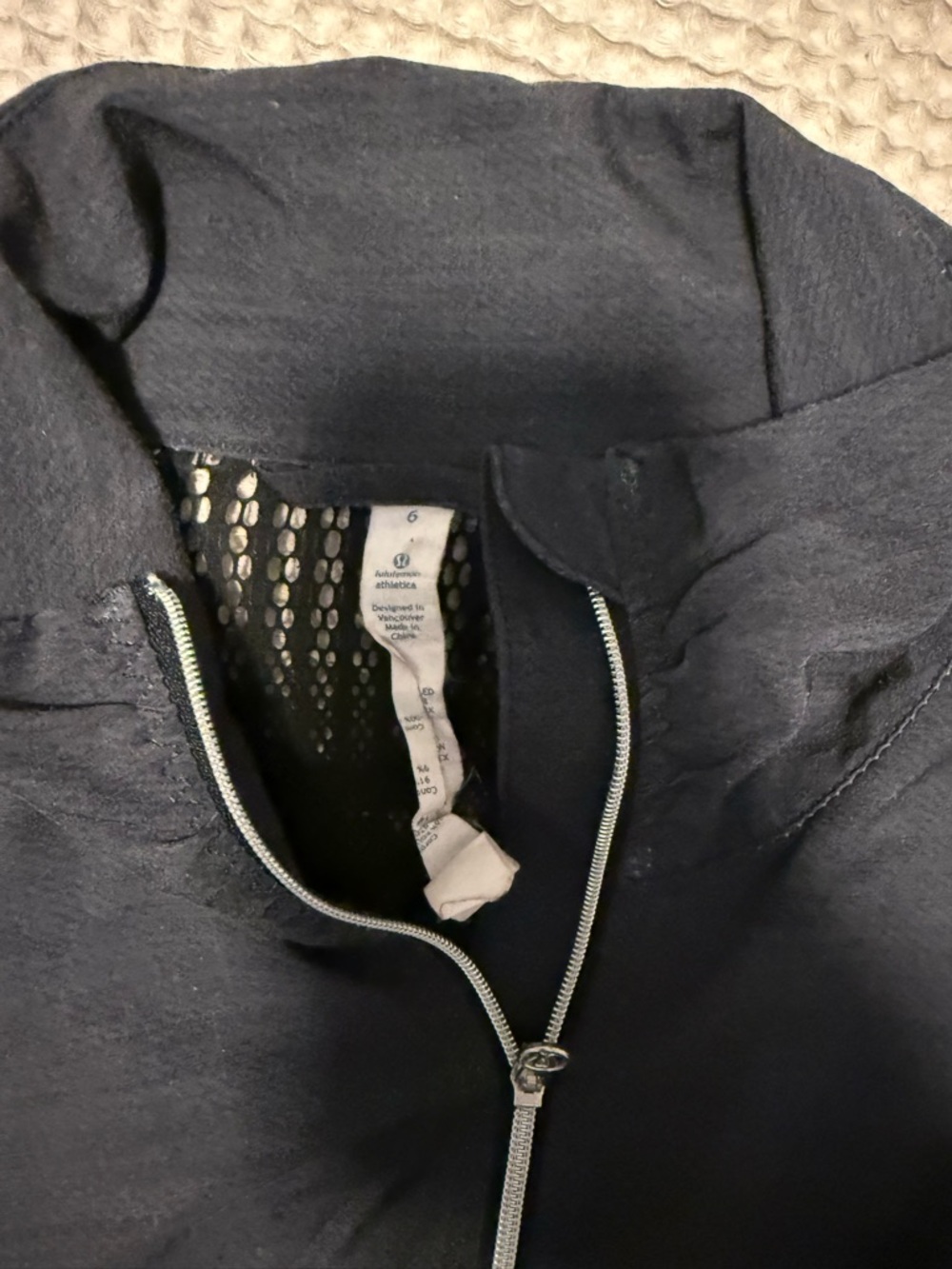Lululemon running jacket - Picture 2 of 3